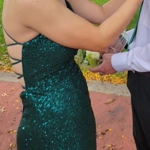 Green Sherri Hill Homecoming Dress. Size 2-4.